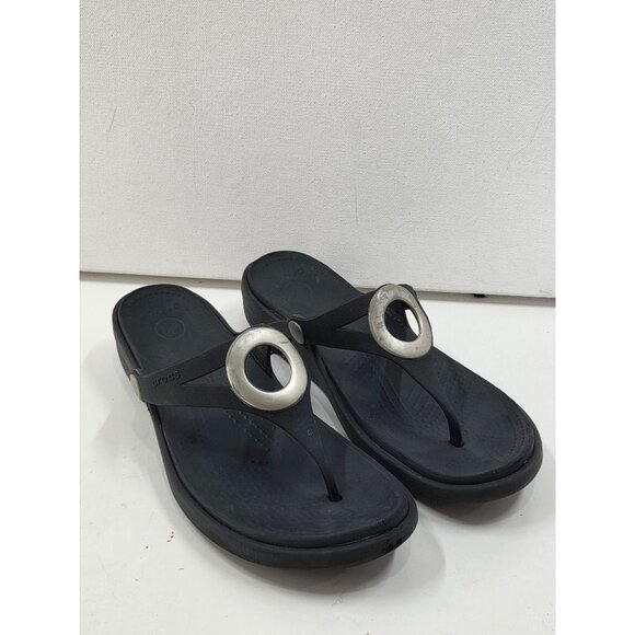 Crocs Sanrah Matte Silver Circle Slide Flip Flop Sandal Black Women's Size 9 - Picture 1 of 7